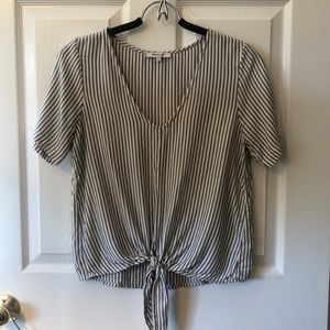Madewell tie-front short sleeve top - Size XS